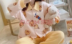 裸模拍摄视频现场